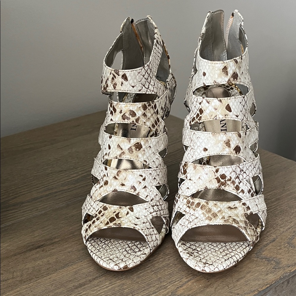 Alfani Snakeskin Strappy Heels - Cream and Brown

Box included